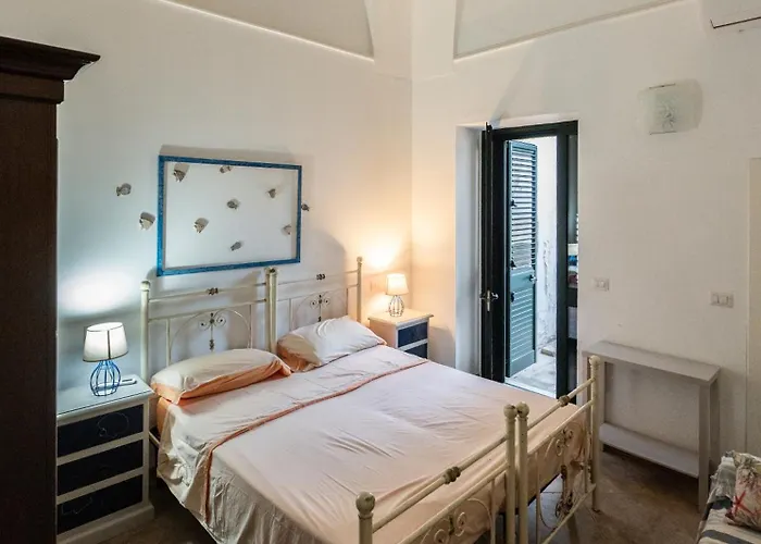 Palazzo Caputo * Santa Maria al Bagno