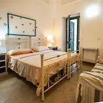 Palazzo Caputo בית אירוח *