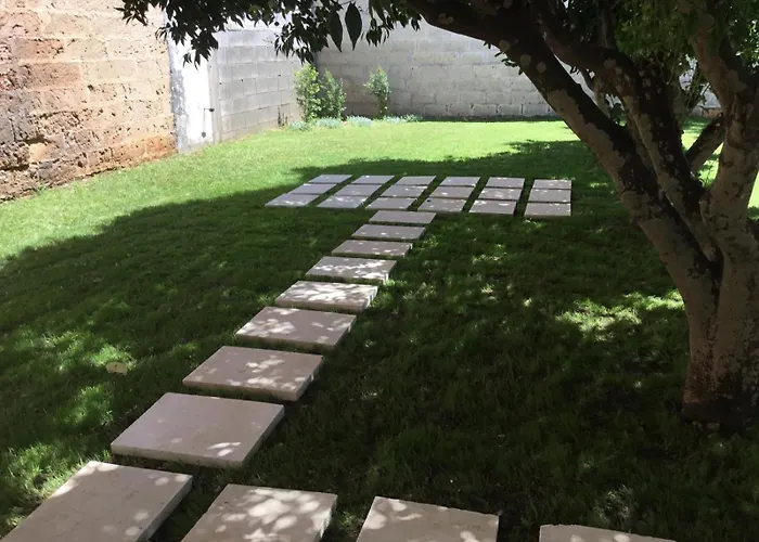 Palazzo Caputo סנטה מריה אל בניו